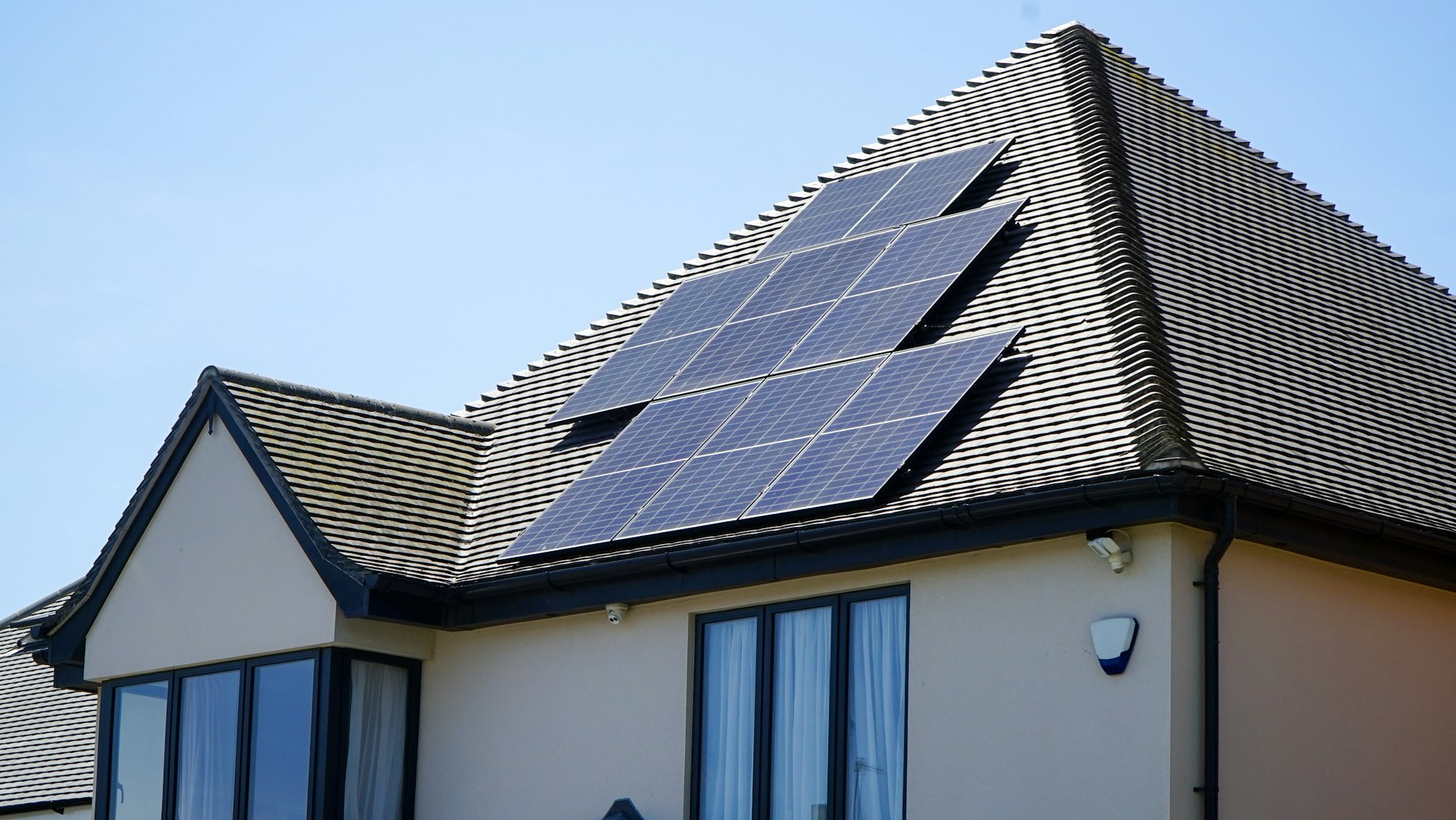 Residential rooftop solar installation