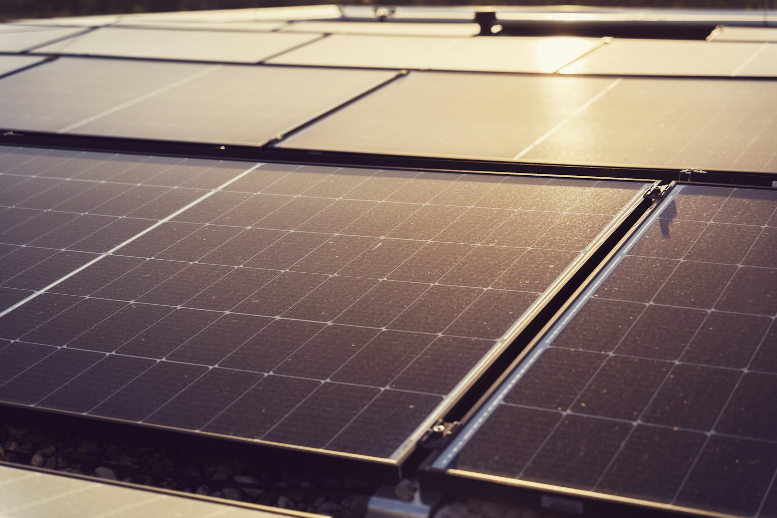 Solar panels and home battery storage